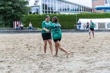 Bild 31 - wBJ/wCJ Beachsoccer Cup